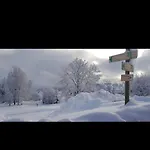 Porte Du Mont Blanc Aux Pieds Des Pistes